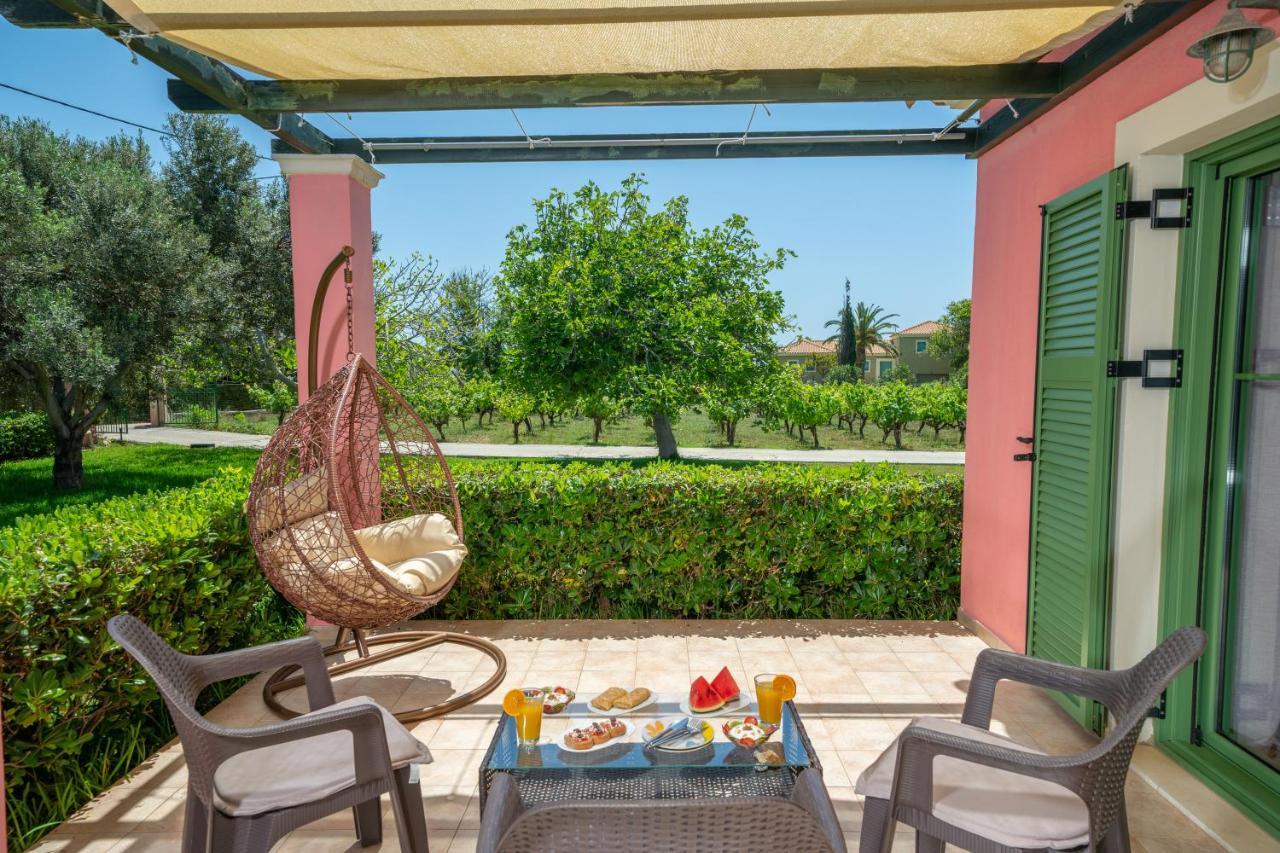 Monambeles Villas Svoronata Dış mekan fotoğraf