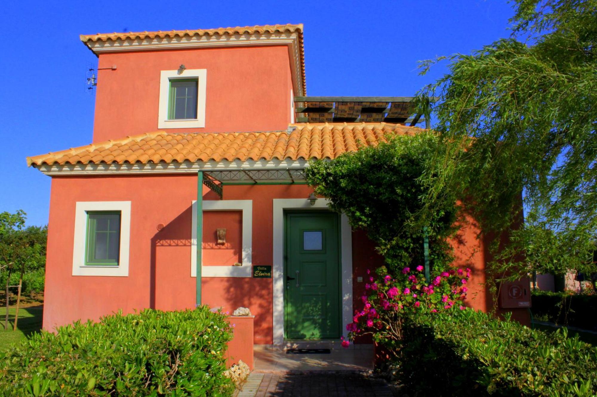 Monambeles Villas Svoronata Dış mekan fotoğraf